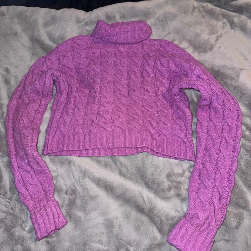 Pink Cable Knit Cropped turtleneck soft sweater comfy ski resort women’s Xs